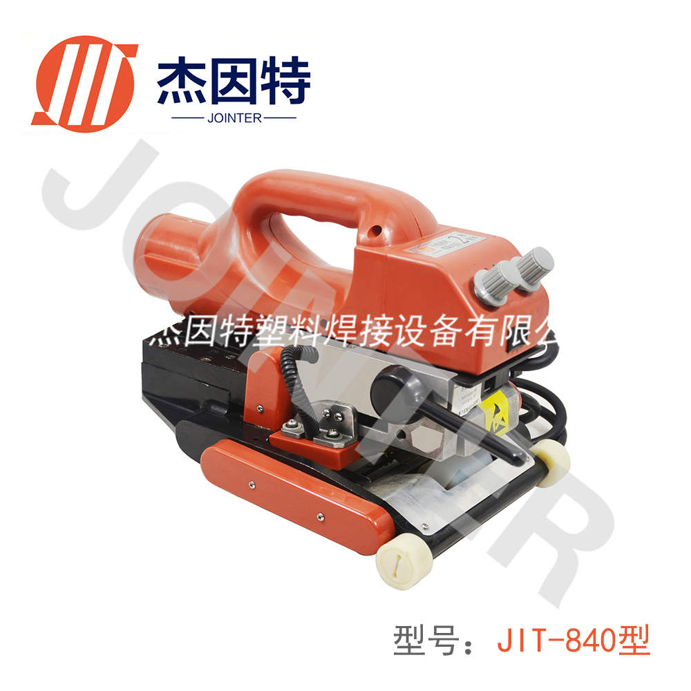 爬焊机的操作人员如何应对突发情况？